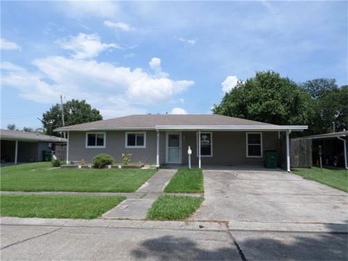 433 Butterfly Cir, Gretna LA  70056-2759 exterior