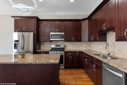 705 Prospect Ave, Mount Prospect, IL 60056-3365