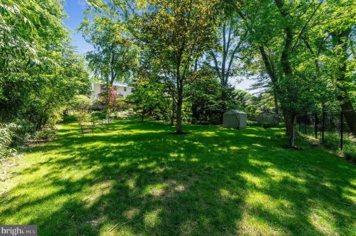 9914 Capitol View Ave, Silver Spring MD 20910-1033 exterior