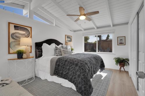 3348 Esperanza Dr, Concord CA  94519-2004 exterior