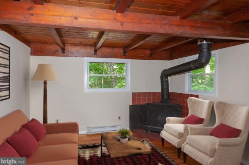 150 White Dogwood Pl, Harpers Ferry WV 25425 exterior