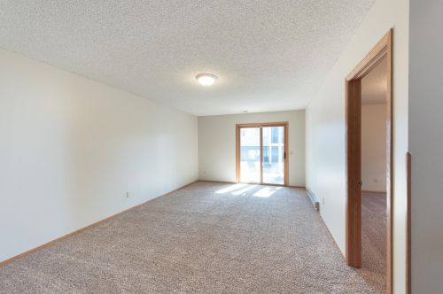 14712 Endicott Way, Saint Paul MN  55124-6491 exterior