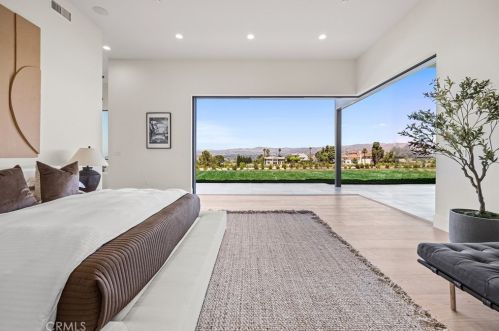 7663 Corto Rd, Anaheim CA  92808-1348 exterior