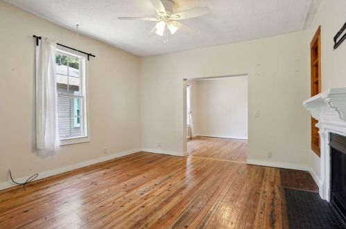 955 Hall Pl, Atlanta GA  30318-4926 exterior