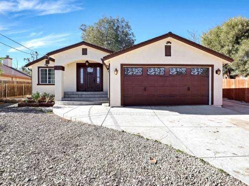 24 A St, Perris, CA 92570-2028