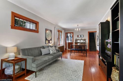 1382 Juliet Ave, Saint Paul MN  55105-2501 exterior