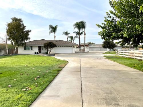 1388 Dickenson Ferry Rd, Merced, CA 95341-8758