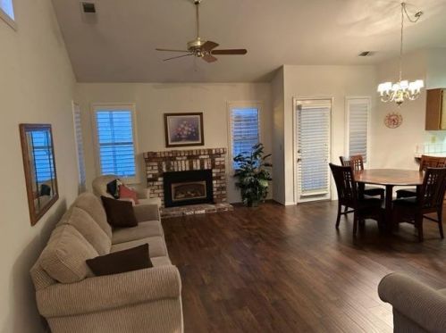2812 Field Stone St, Modesto, CA 95355-9194