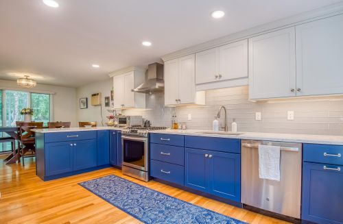 12 Garrison Rd, Dover, NH 03823-4505