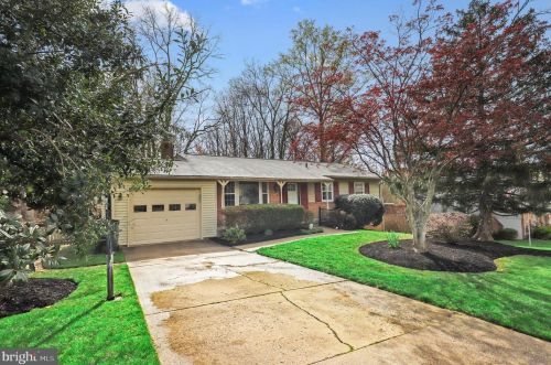3159 Ironhorse Dr, Woodbridge, VA 22192-1424