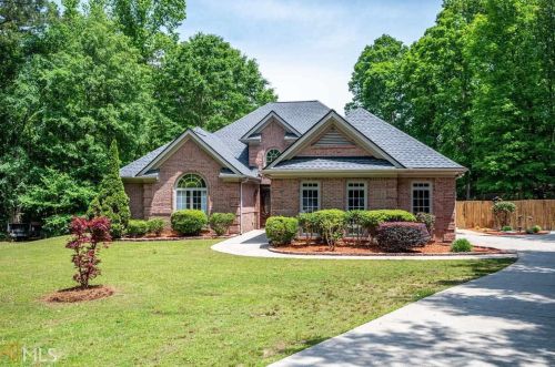 100 Carriage Park Ct, Oxford, GA 30054-4055