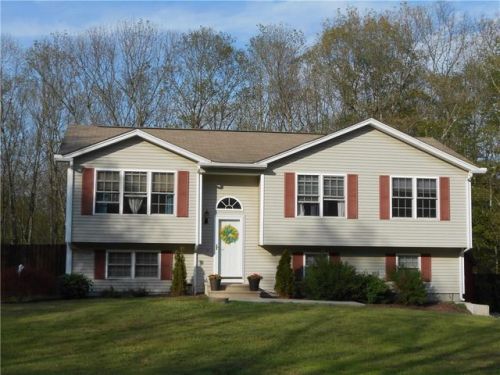295 Buck Hill Rd, Glocester, RI 02859-1104