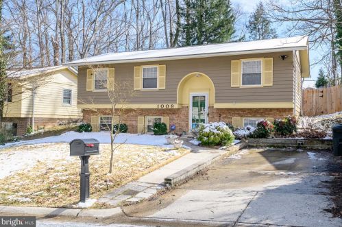 1009 Rosemere Ave, Silver Spring MD 20904-3007 exterior