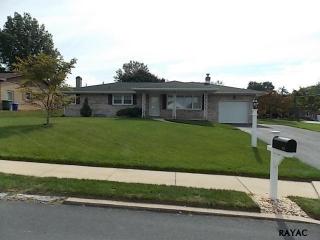 575 Sundale Dr, York, PA 17402-3631