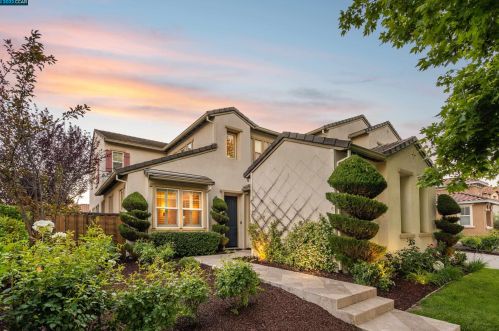 6988 Emerson Ln, San Ramon, CA 94582-5967