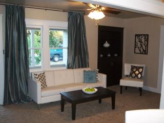 437 Tipton St, Visalia, CA 93292-0064