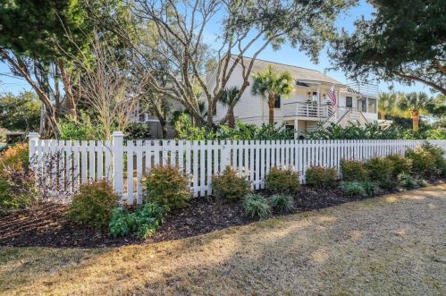 2 37th Ave, Isle Of Palms, SC 29451-2083