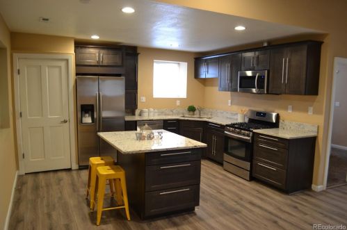 1675 Roslyn St, Denver CO  80220-1966 exterior