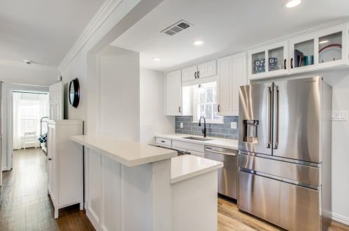 1642 Crst Rdg Dr, Dallas TX  75228-3030 exterior