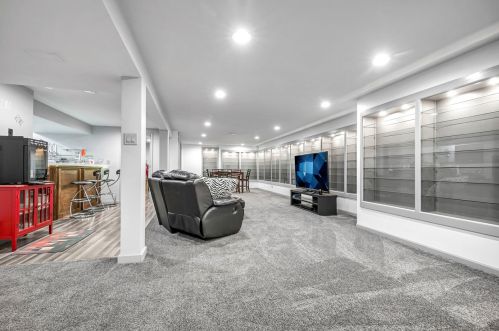 1700 Trails End Ln, Lemont IL  60490-3294 exterior