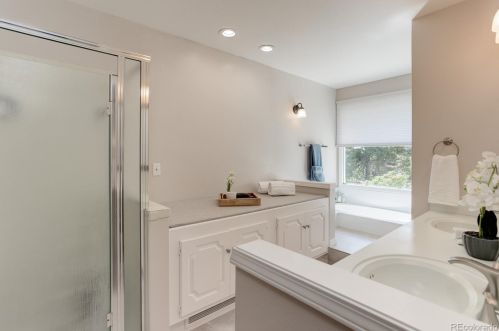 5671 Florence St, Englewood CO 80111-3713 exterior