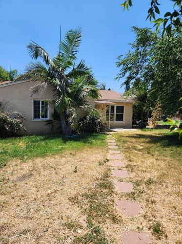 8480 Penny Dr, Riverside, CA 92503-1484