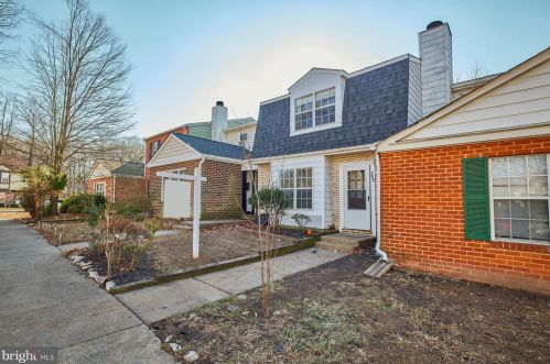 3660 Tavern Way, Triangle, VA 22172-1033