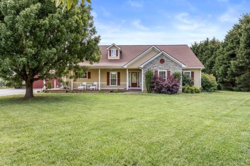 299 Benton Rd, Jefferson, GA 30549-2592
