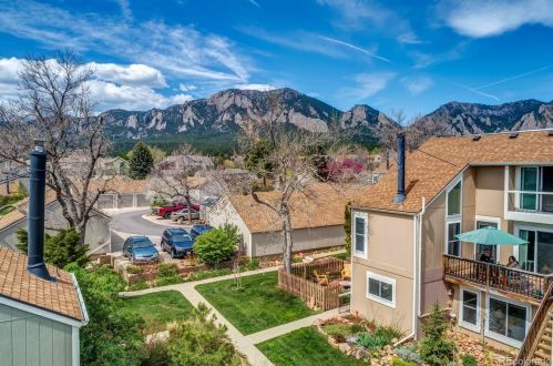 3483 Cripple Creek Sq, Boulder CO  80305-7157 exterior