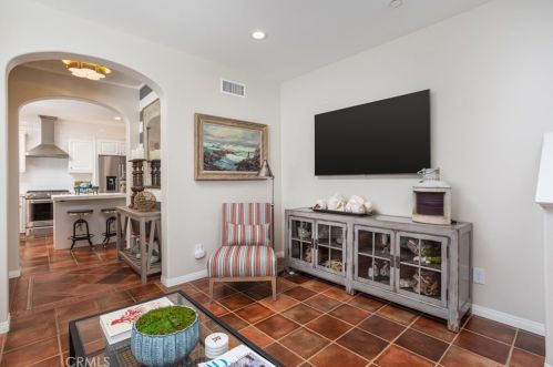 57 Arborside, Irvine CA  92603-0117 exterior