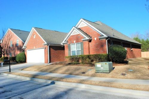 2375 Hickory Station Cir, Lithonia, GA 30078-6196