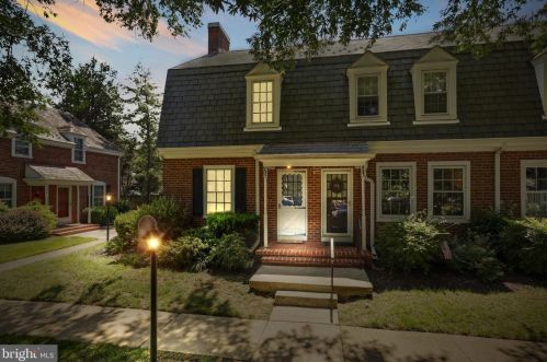 4644 36th St, Arlington, VA 22206-1721