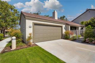 433 Yale Loop, Irvine CA 92614-7976 exterior