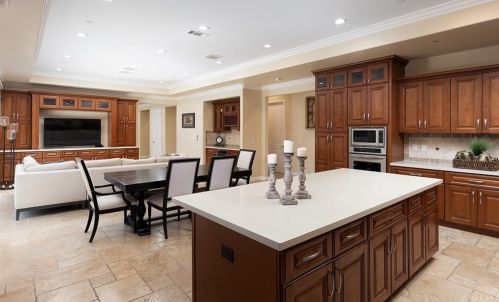 1715 Flower St, Santa Ana CA 92706-1502 exterior