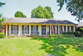 5940 Pebble Beach Ave, Memphis, TN 38115-2616
