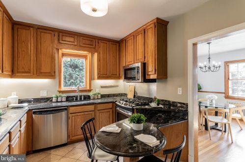 1805 Myrtle Rd, Silver Spring MD 20902-4006 exterior