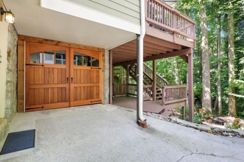1130 Hancock Dr, Atlanta GA  30306-2514 exterior