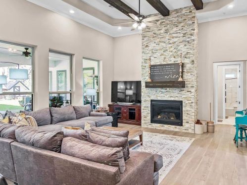 21611 Chenango Lake Dr, Angleton TX 77515-6664 exterior