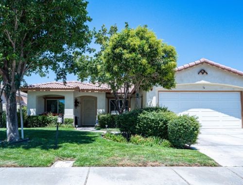 3527 Cooperstown Ave, Lancaster CA  93535-2429 exterior