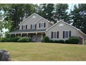 8 Castlegate Way, Nashua, NH 03063-1541