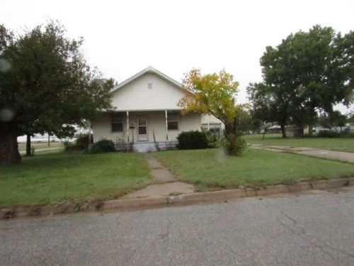525 Keystone St, Stafford, KS 67578-2025