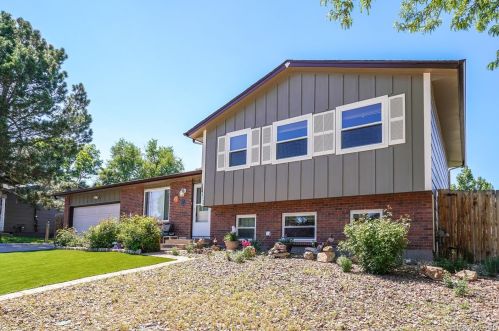 17969 Kepner Dr, Aurora, CO 80017-3305