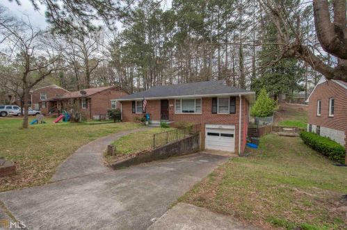 2867 Cloverhurst Dr, Atlanta, GA 30344-6871