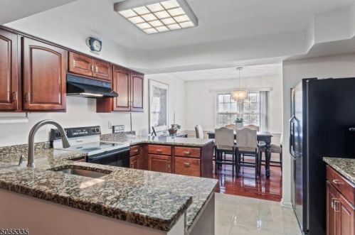 64 Goldfinch Dr, Hackettstown NJ  07840 exterior