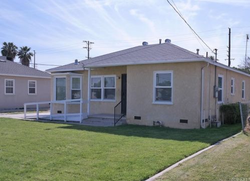 10646 Amapolas St, Redlands, CA 92373-8401