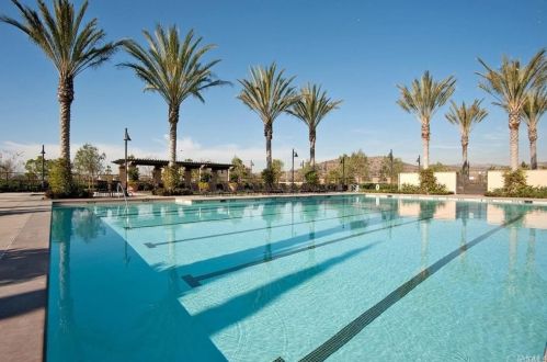 57 Kempton, Irvine CA  92620-2139 exterior