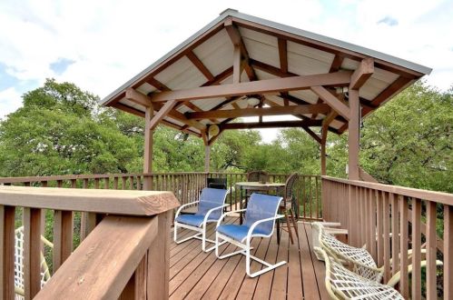 1503 Alta Vis Ave, Austin TX  78704-5228 exterior