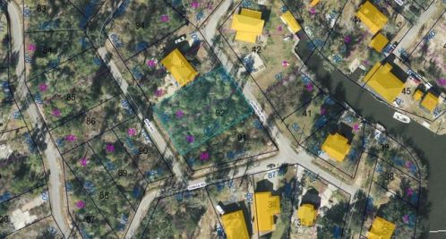 19 Sumatra Rd, Pearlington, MS 39572