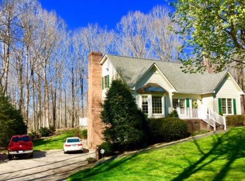 2958 Creekridge Dr, Asheboro, NC 27205-2024