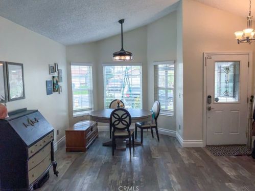 11568 Freedom Trl, Riverside CA  92503-5066 exterior